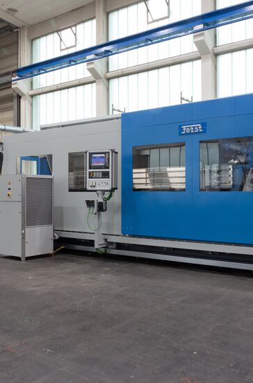 Turbinenscheiben-Räummaschine RAWX 8x5400x1000 (geschlossen)