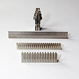 Räumwerkzeuge für Turbinenscheiben für Luftfahrt (vorne) und Energiewirtschaft (hinten)